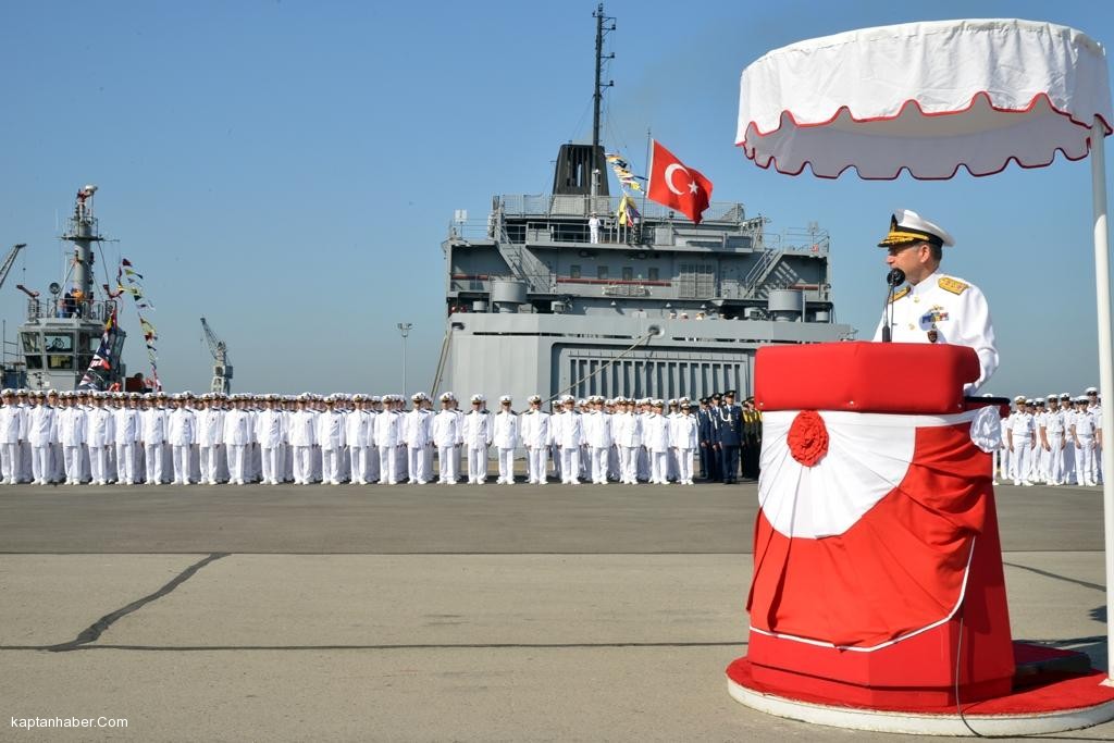 Deniz Harp Okullular açık deniz eğitimine uğurlandı
